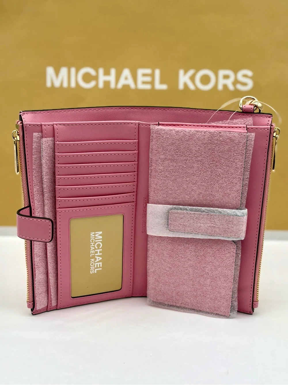 MICHAEL KORS Jet Set Travel Large Printed Signature Logo Wristlet Wallet